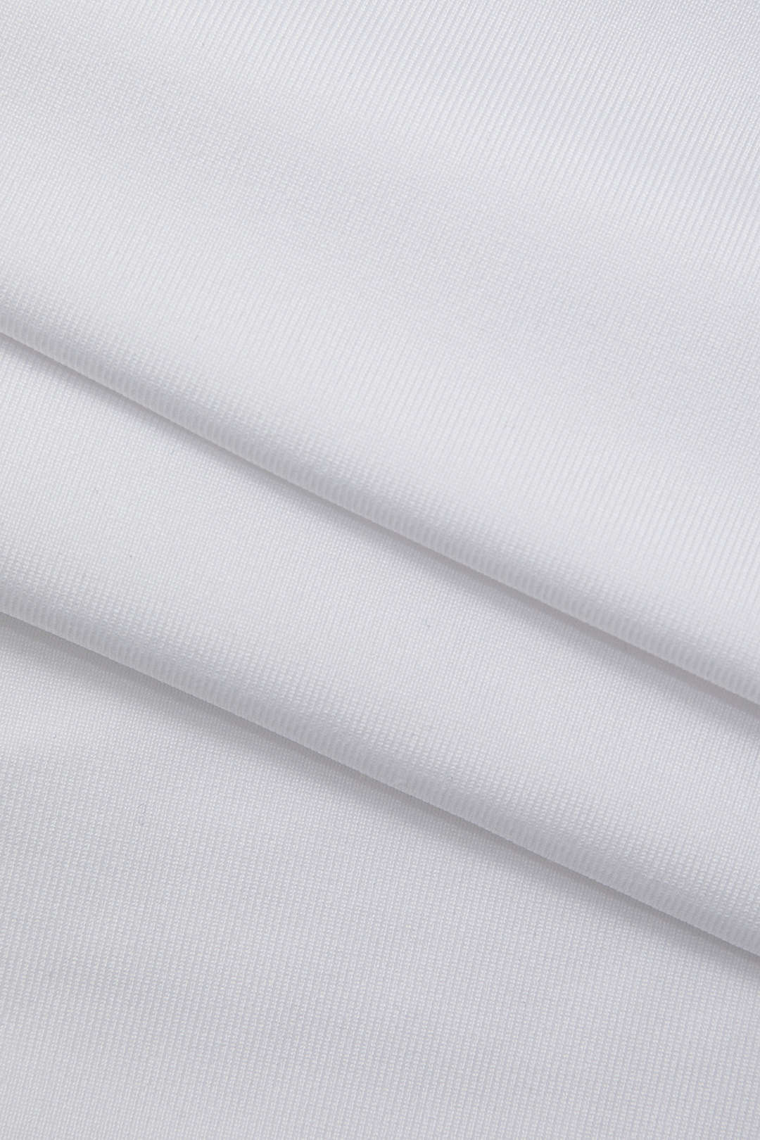 Nina Halenka s Dlouhým Rukávem