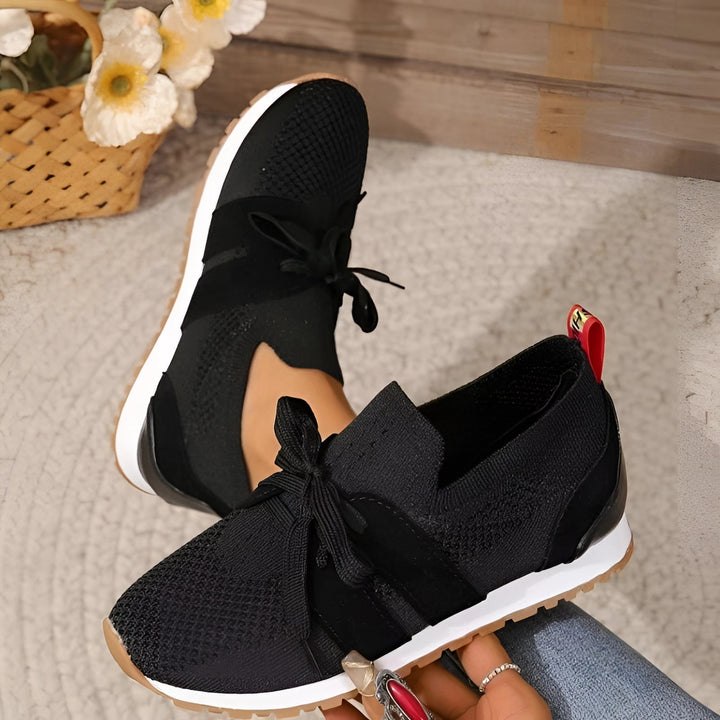 Černé Síťované Slip-On Tenisky pro Ženy - Lehká a Prodyšná Obuv na Chůzi
