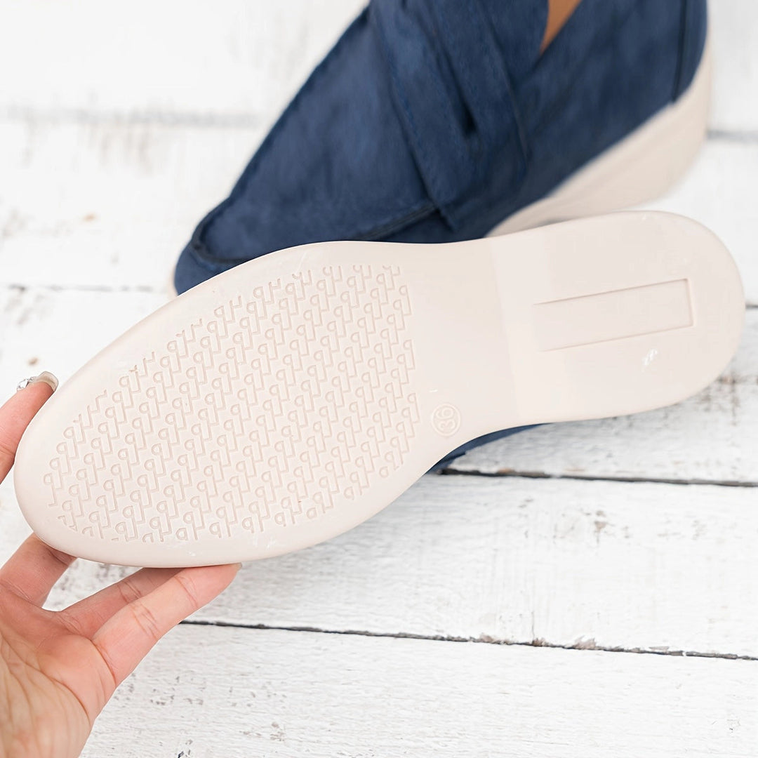 Granátové semišové loafersy - Elegantní a pohodlné dámské nazouvací boty