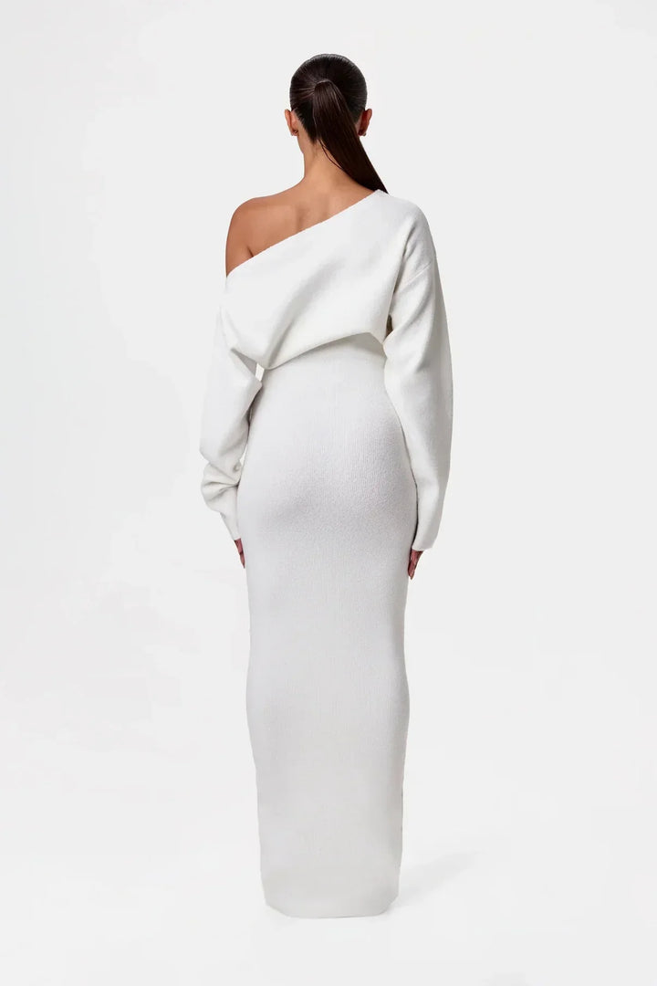 Natalia | Elegantní Šaty z Pleteniny s Odkrytým Ramínkem