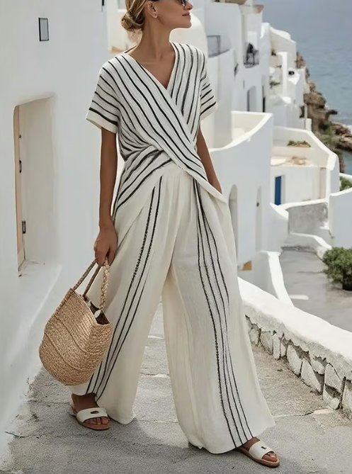 Dvoudílná Souprava s Křížovým Pasem