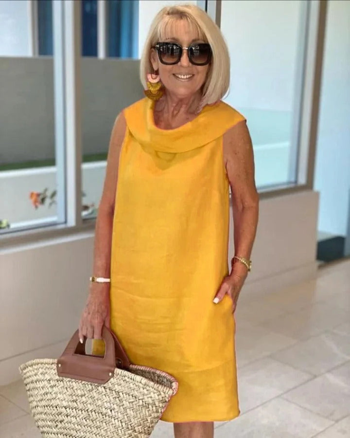 Mariella | Šaty z kvalitní mačkané látky s otevřeným límcem na zádech, společenské šaty