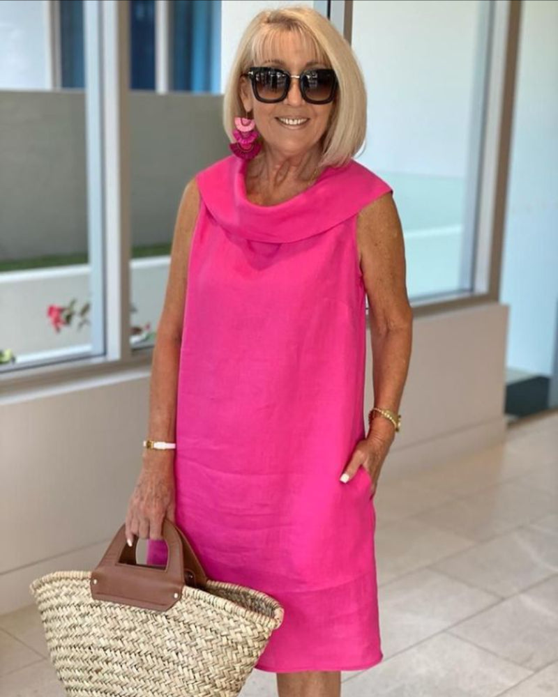 Mariella | Šaty z kvalitní mačkané látky s otevřeným límcem na zádech, společenské šaty