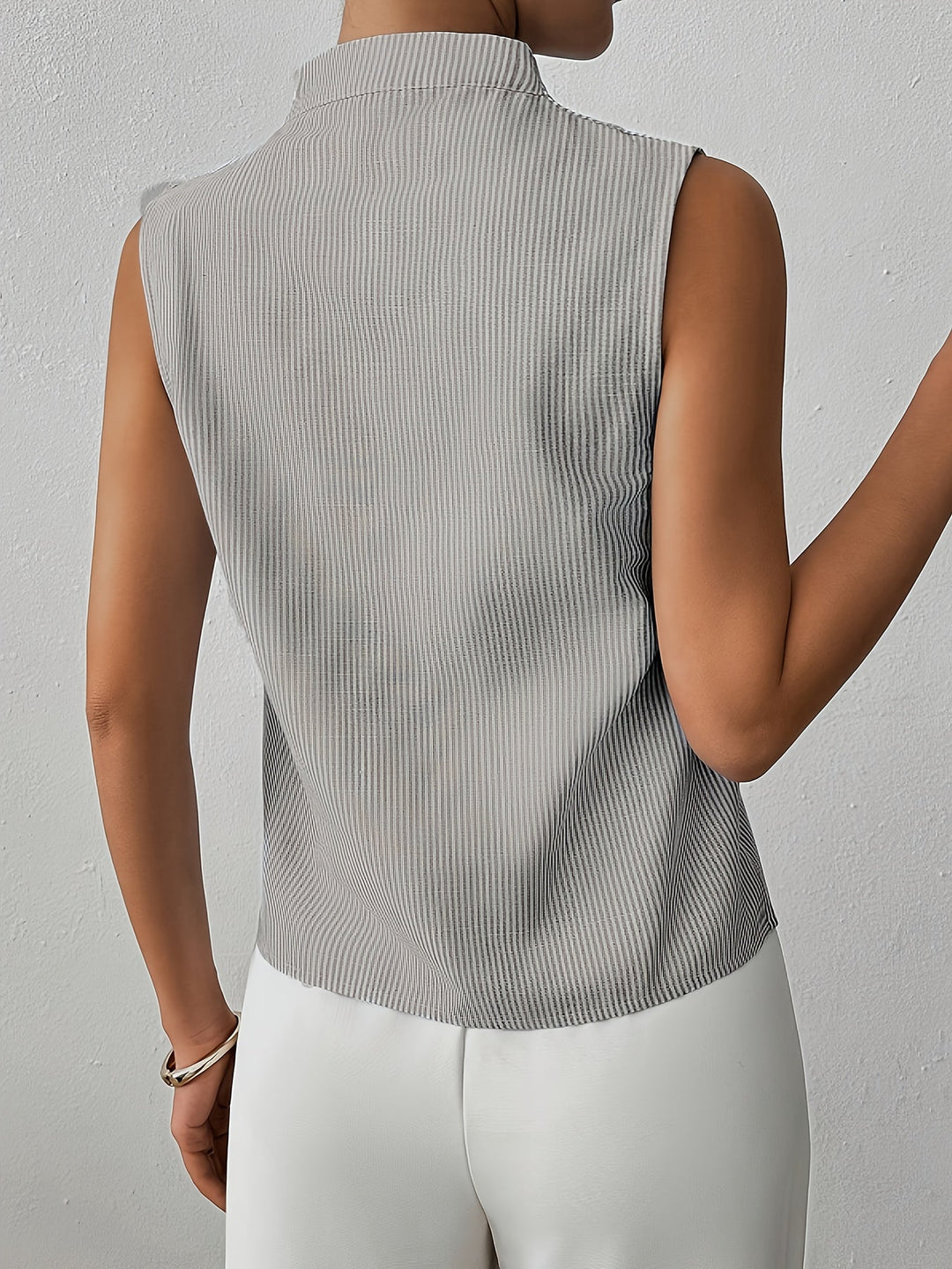 Linea | Top s jemnými pruhy