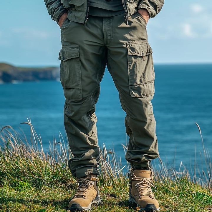 Pánské Cargo Kalhoty v Jednoduché Barvě s Mnoha Kapsami 76423225Z